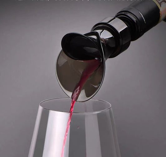 Red Wine Pourer