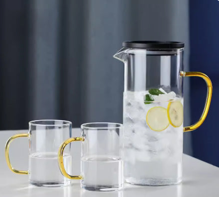 Cold water glass kettle